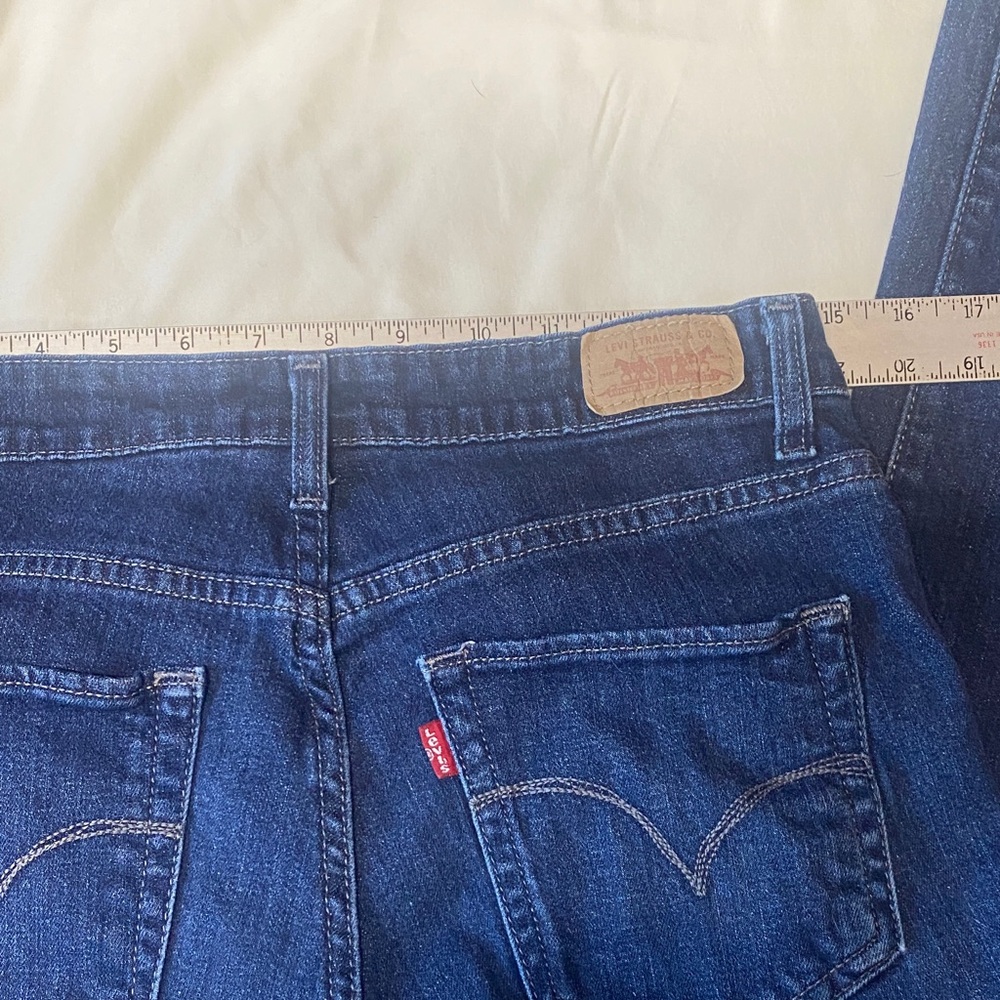 Levi's Women's Mid Rise Skinny Jeans - Dark Blue - Picture 3 of 9